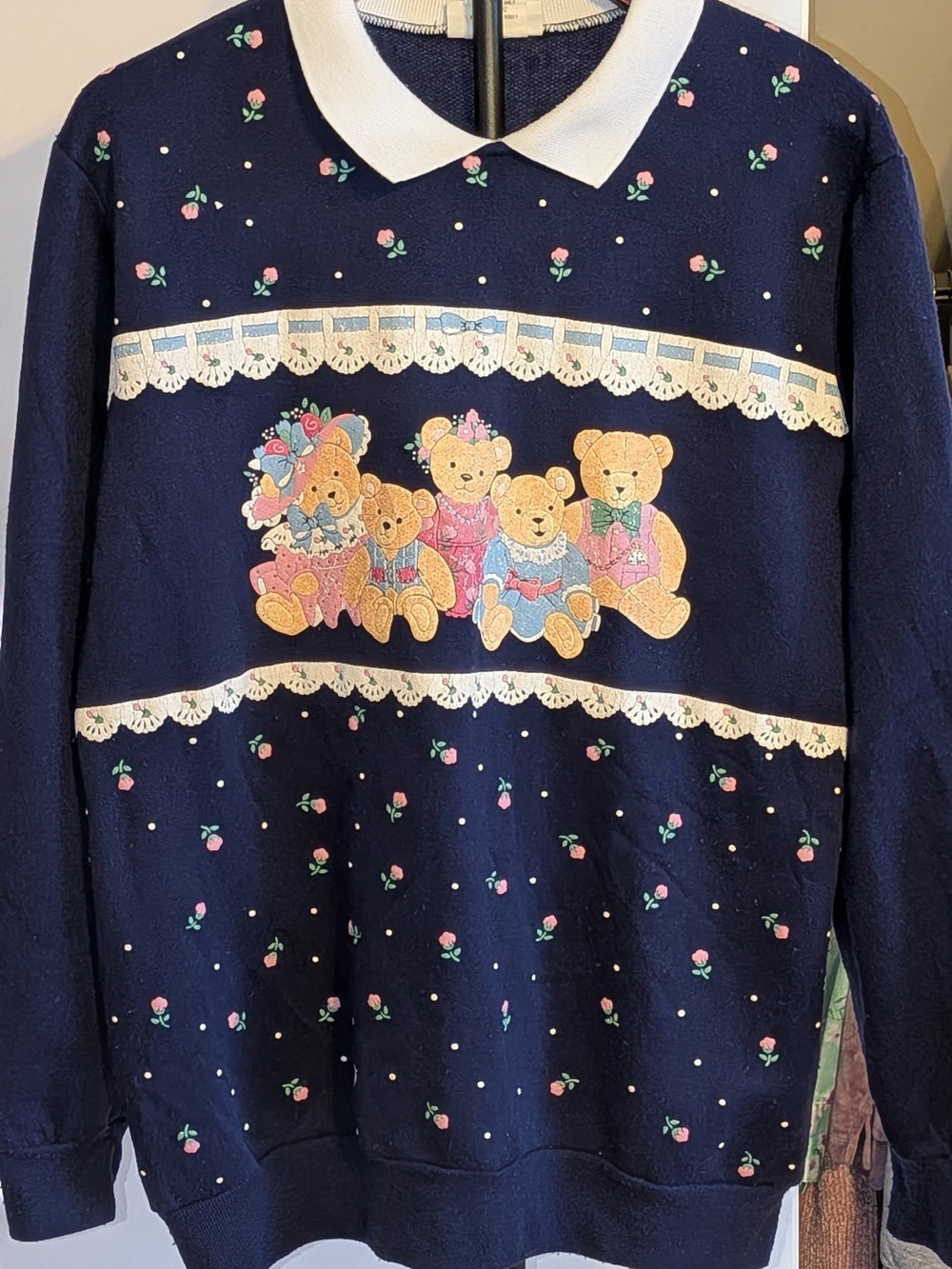 Vintage Scarab San Francisco Teddy Bear Floral Lace Collar Sweatshirt Medium